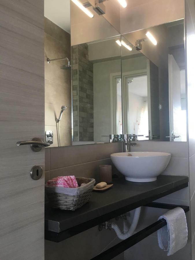 Sunset View Apartment โอฟรีนีออน ภายนอก รูปภาพ