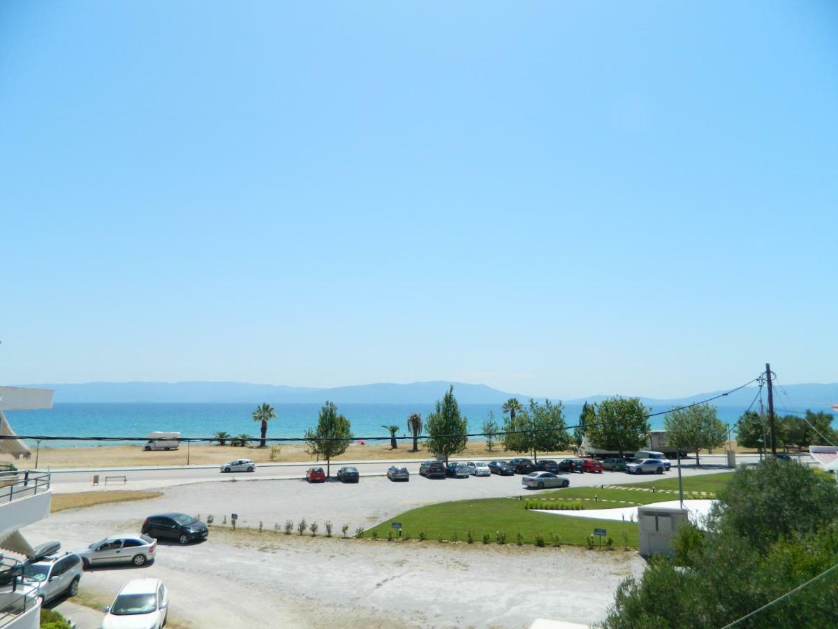 Sunset View Apartment โอฟรีนีออน ภายนอก รูปภาพ